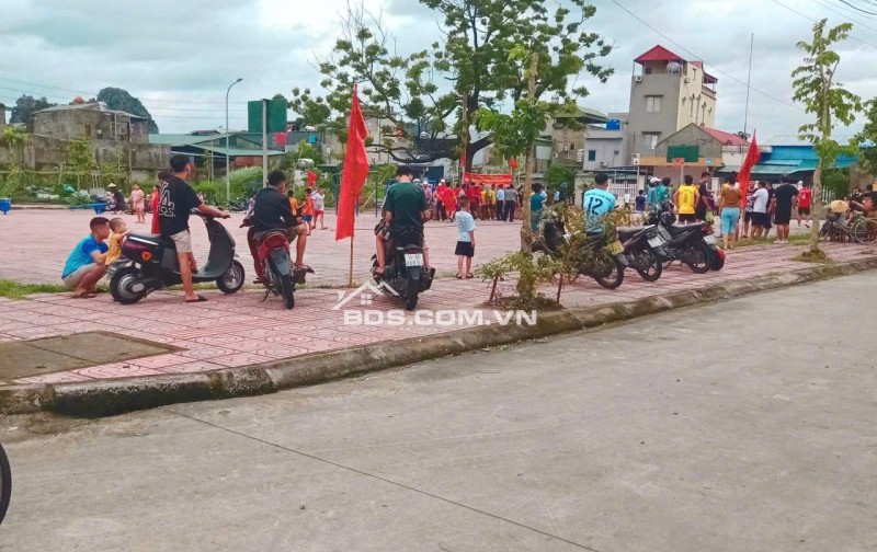 căn nhà gắn bó với gia đình tôi nay tôi cần bán nhà 2 tầng